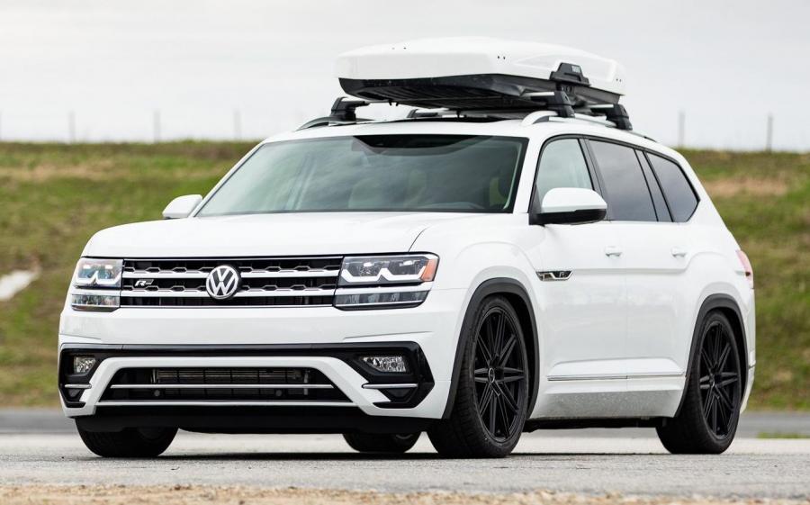 Volkswagen Atlas R-Line on Vossen Wheels (CV10) '2019